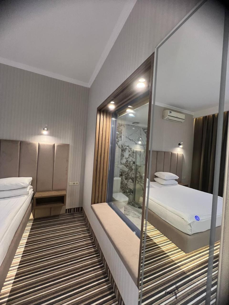 Sapar Standart Hotel Šymkent Exteriér fotografie
