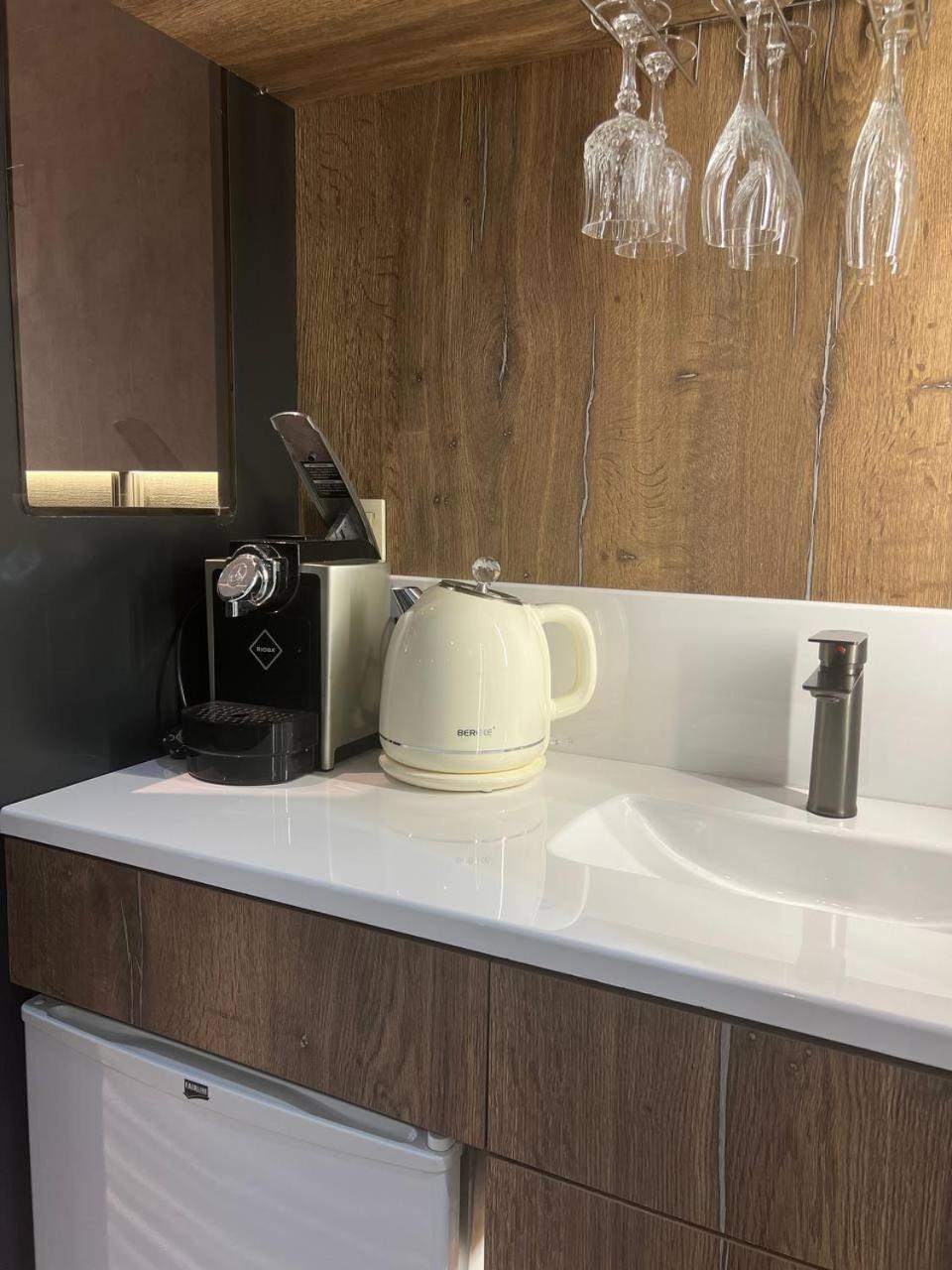 Sapar Standart Hotel Šymkent Exteriér fotografie