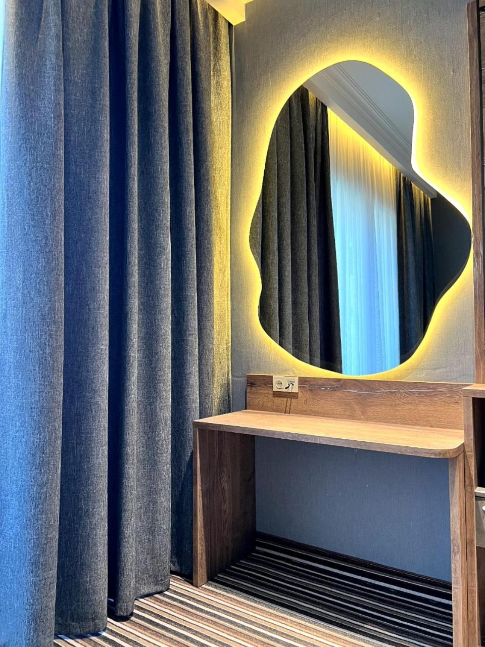Sapar Standart Hotel Šymkent Exteriér fotografie